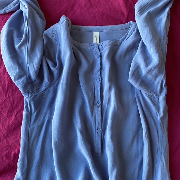 Soyaconcept | Small periwinkle long sleeve button blouse - Picture 6 of 6